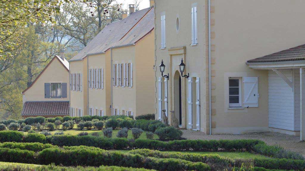 Villa view Chateau les Merles Dordogne