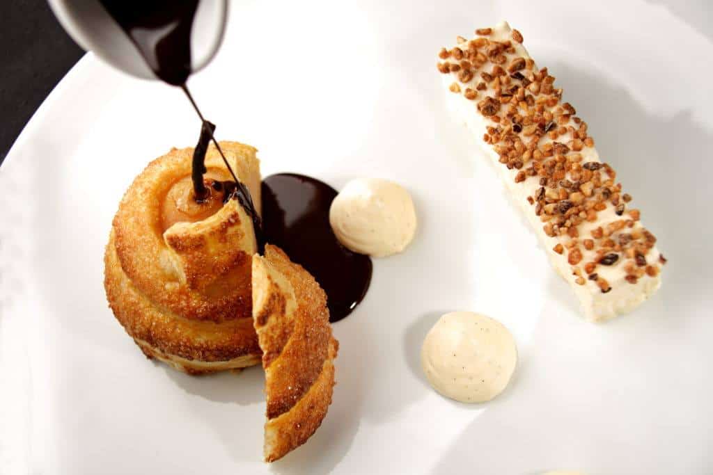 restaurant dessert Chateau les Merles Dordogne