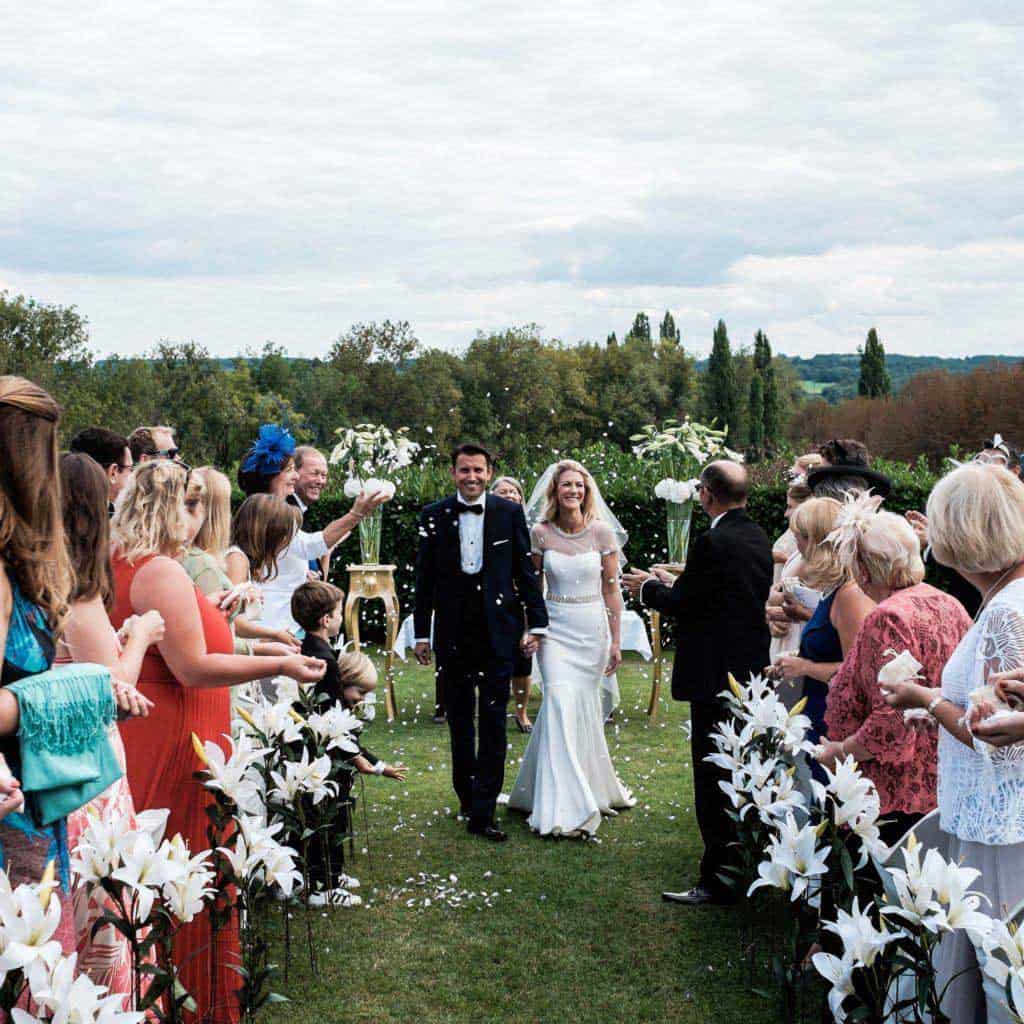 wedding celebration Chateau les Merles Dordogne