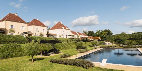 rental villa pool dordogne